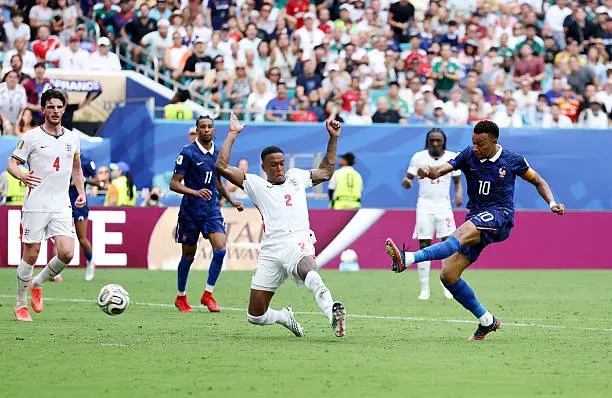 Mbappé trocava recorde pela presença na final